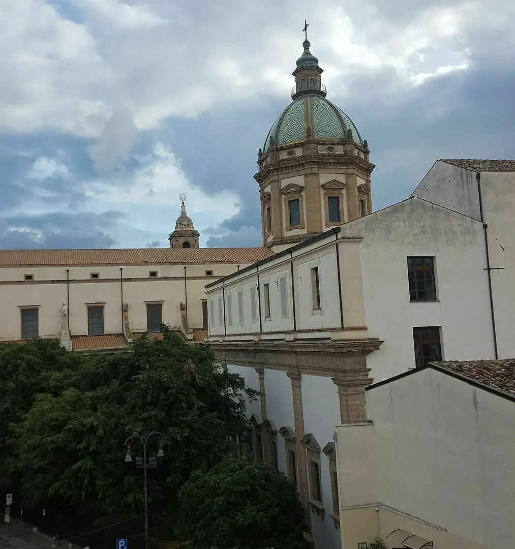 Palazzo De Castro Apartment Palermo