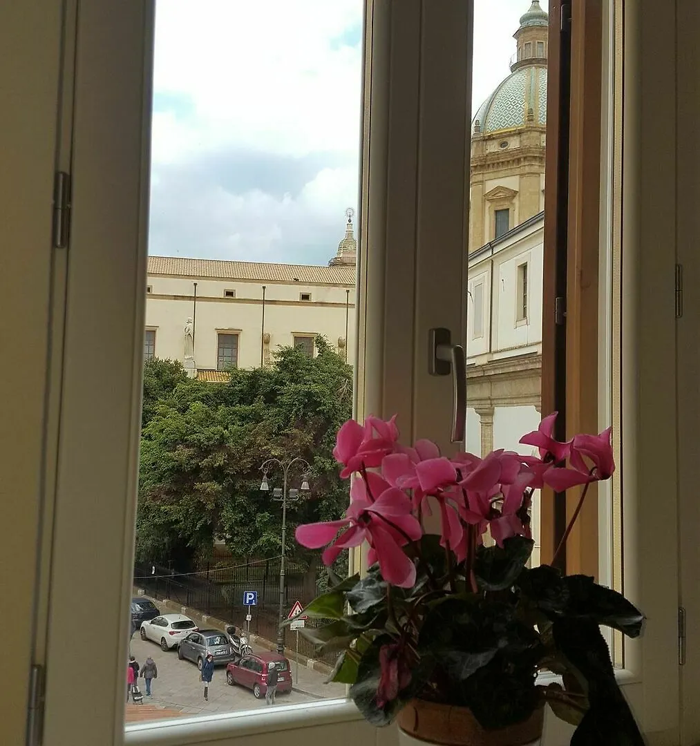Palazzo De Castro Apartment Palermo Italy